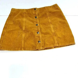 Corduroy Mini Skirt (Forever 21) Snap up front Winter closet staple ❤️